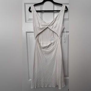 PETAL+PUP BRAND NEW NEVER WORN twist from cut out dress in linen white size US8